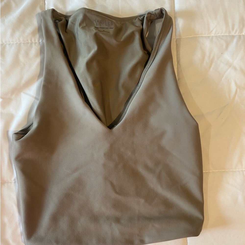 V neck plunge athletic top